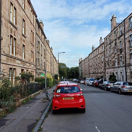 City Centre Flat - Sleep Upto 4 Edinburgh Bagian luar foto